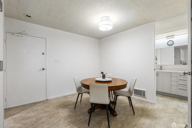 65 Ora Way 103C, San Francisco, CA 94131