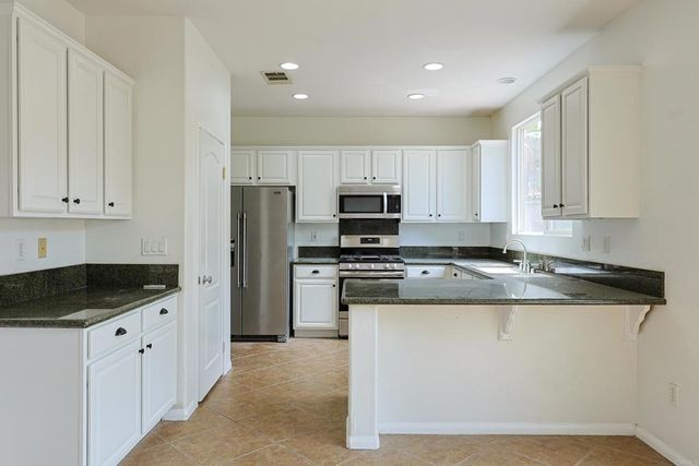 1046 Strawberry Creek Rd, Chula Vista, CA 91913