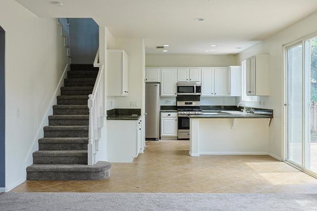 1046 Strawberry Creek Rd, Chula Vista, CA 91913