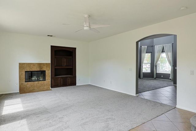 1046 Strawberry Creek Rd, Chula Vista, CA 91913