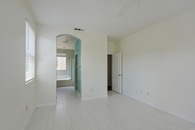 1046 Strawberry Creek Rd, Chula Vista, CA 91913