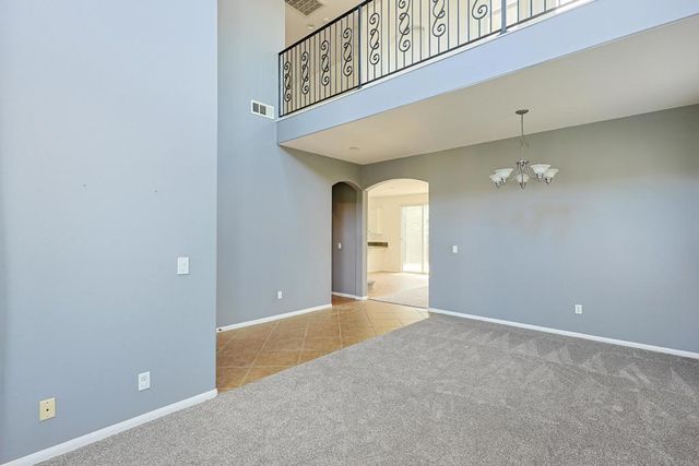 1046 Strawberry Creek Rd, Chula Vista, CA 91913