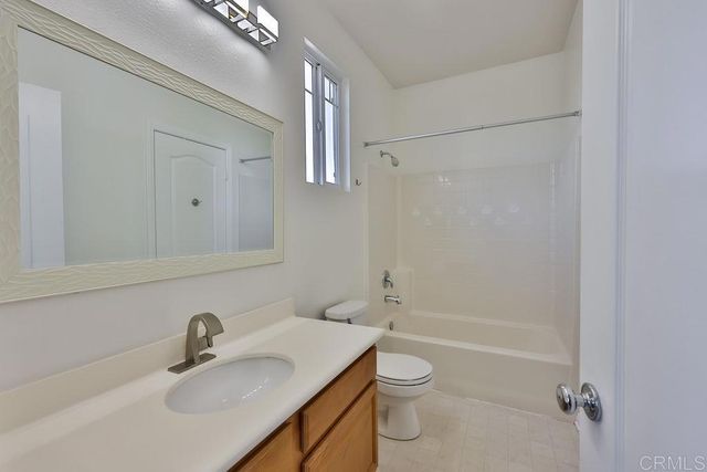 1046 Strawberry Creek Rd, Chula Vista, CA 91913
