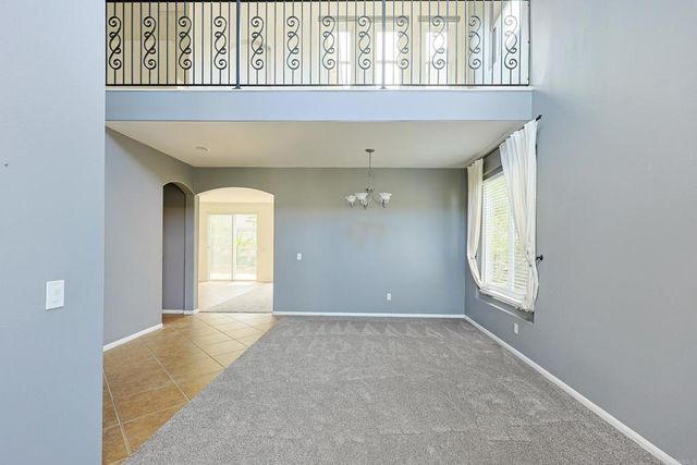 1046 Strawberry Creek Rd, Chula Vista, CA 91913