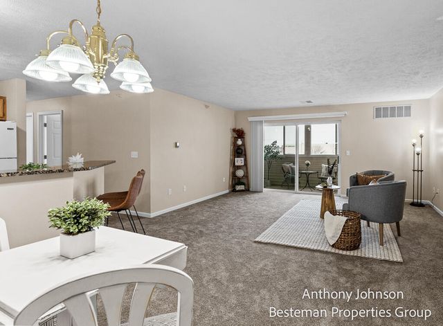 5827 Crosswinds Drive 22, Norton Shores City, MI 49444