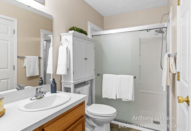 5827 Crosswinds Drive 22, Norton Shores City, MI 49444