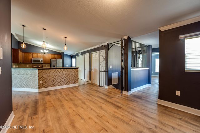 6631 SHADED ROCK Court 22D, Jacksonville, FL 32258