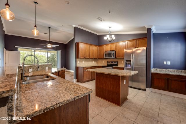 6631 SHADED ROCK Court 22D, Jacksonville, FL 32258