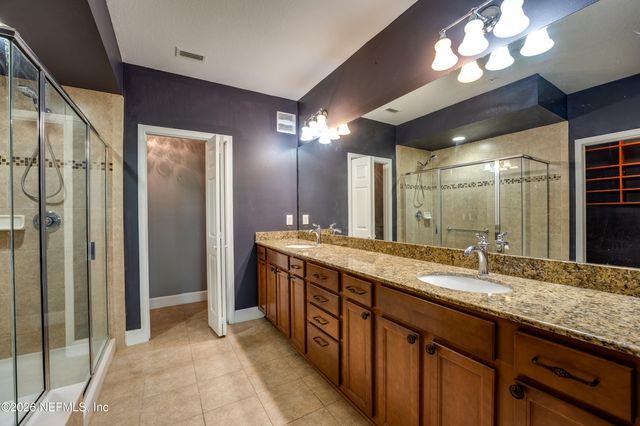 6631 SHADED ROCK Court 22D, Jacksonville, FL 32258