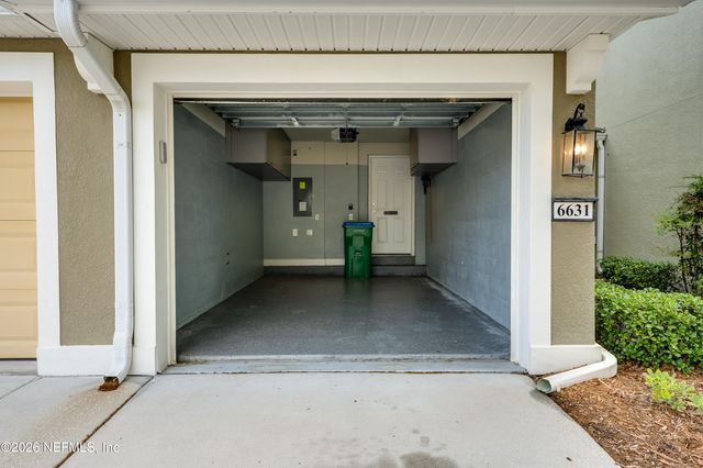 6631 SHADED ROCK Court 22D, Jacksonville, FL 32258