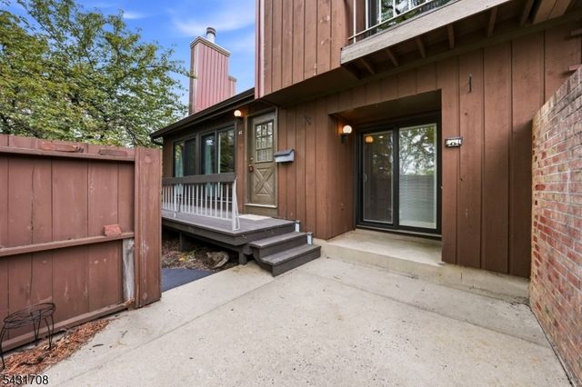 490 Auten Rd 4C, Hillsborough Twp., NJ 08844