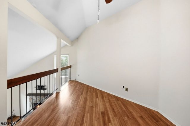 490 Auten Rd 4C, Hillsborough Twp., NJ 08844