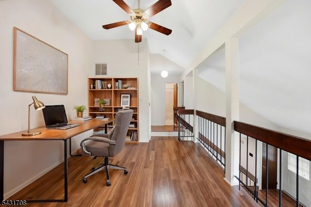 490 Auten Rd 4C, Hillsborough Twp., NJ 08844