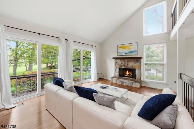 490 Auten Rd 4C, Hillsborough Twp., NJ 08844