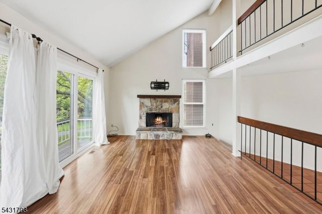 490 Auten Rd 4C, Hillsborough Twp., NJ 08844