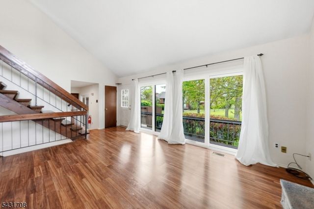 490 Auten Rd 4C, Hillsborough Twp., NJ 08844