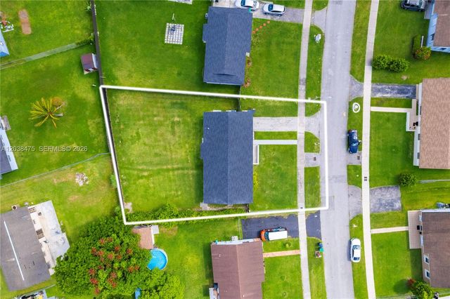 14414 SW 105th Court 0, Miami, FL 33176