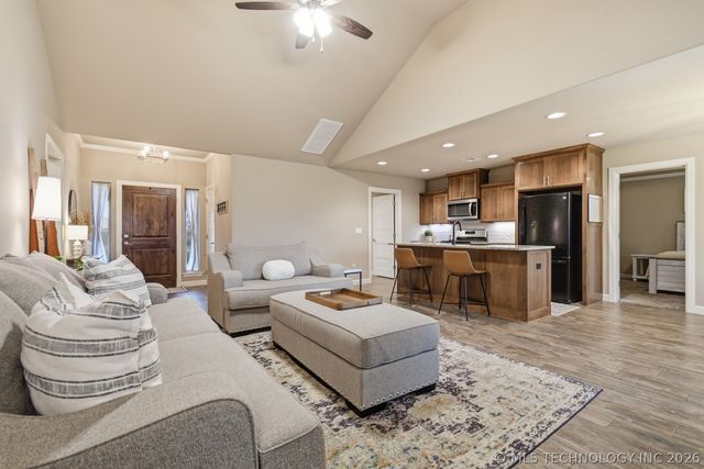 40 Osprey Drive, Sand Springs, OK 74063
