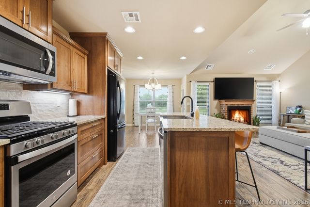 40 Osprey Drive, Sand Springs, OK 74063