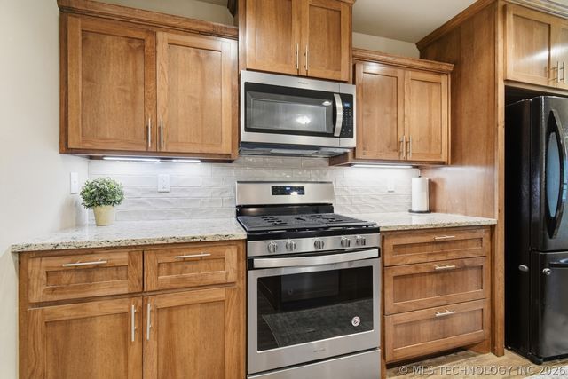 40 Osprey Drive, Sand Springs, OK 74063