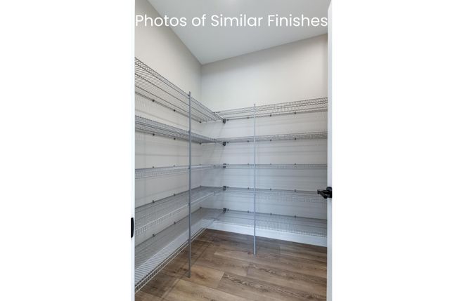 11 Viola Drive, Le Claire, IA 52753