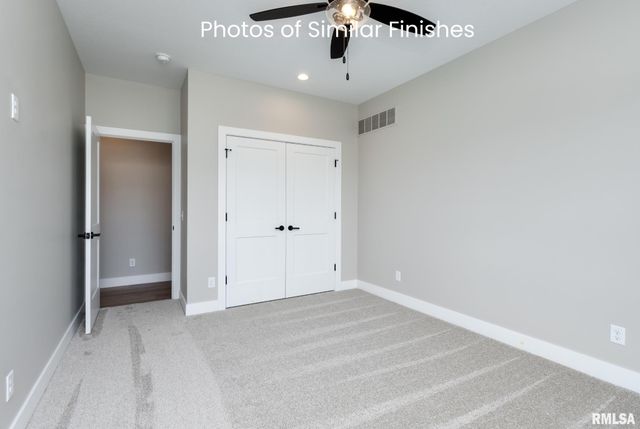 11 Viola Drive, Le Claire, IA 52753