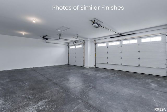 11 Viola Drive, Le Claire, IA 52753