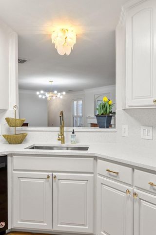 2009 Winsted LN A, Austin, TX 78703