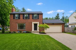 2324 Estelle Drive Se, East Grand Rapids, MI 49506