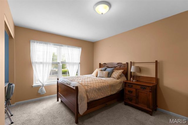 536 Hera Court, St Peters, MO 63376