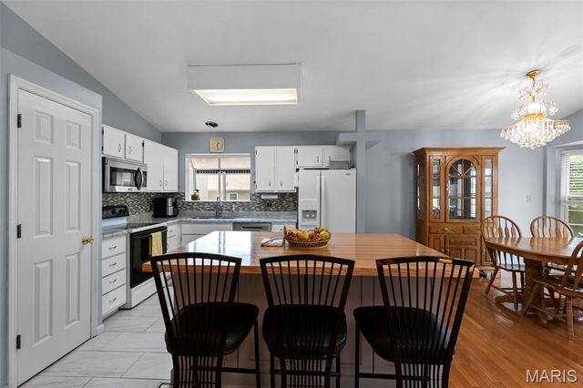 536 Hera Court, St Peters, MO 63376