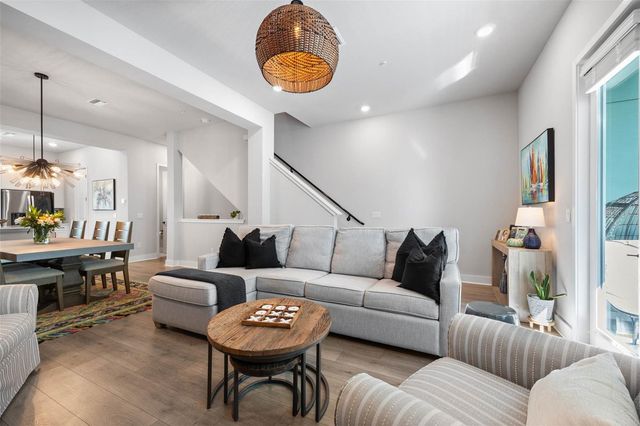 2843 1ST AVENUE S, St Petersburg, FL 33712