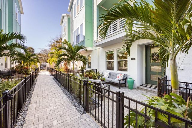 2843 1ST AVENUE S, St Petersburg, FL 33712