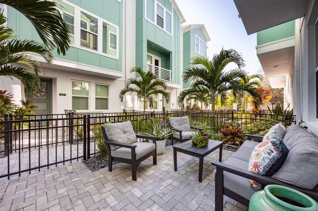 2843 1ST AVENUE S, St Petersburg, FL 33712