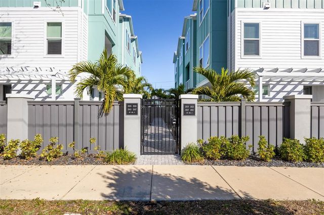 2843 1ST AVENUE S, St Petersburg, FL 33712