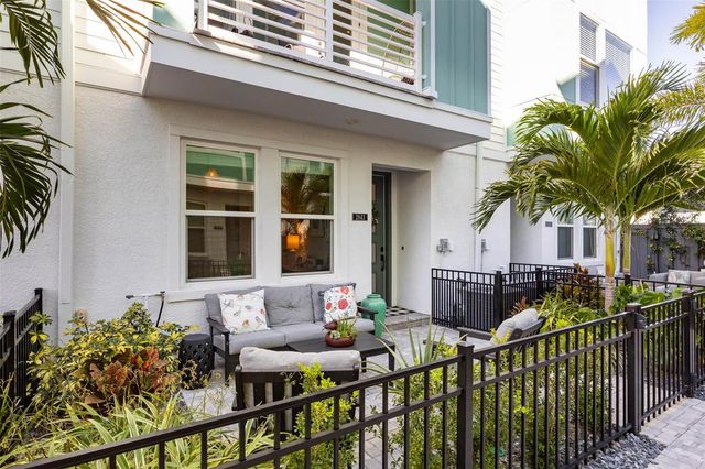 2843 1ST AVENUE S, St Petersburg, FL 33712