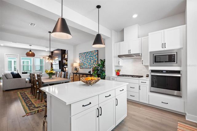 2843 1ST AVENUE S, St Petersburg, FL 33712