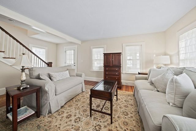 611 Pleasant St, Canton, MA 02021