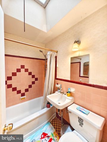 2105 FRIENDSHIP ST, Philadelphia, PA 19149
