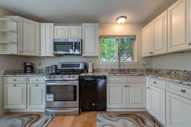 2316 Periwinkle Court, Naperville, IL 60540