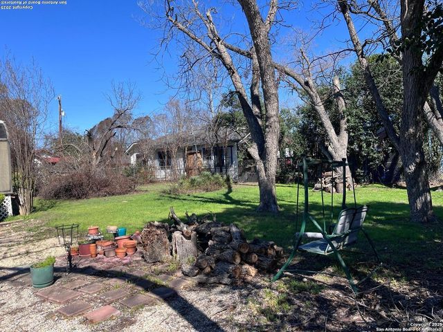 106 Preston, San Antonio, TX 78210