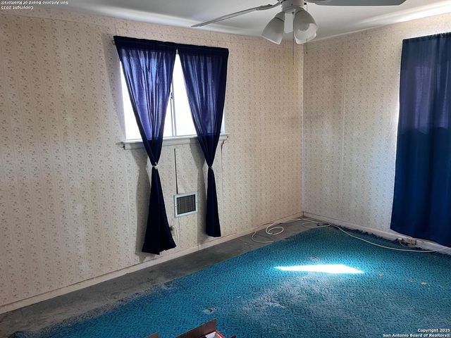 106 Preston, San Antonio, TX 78210