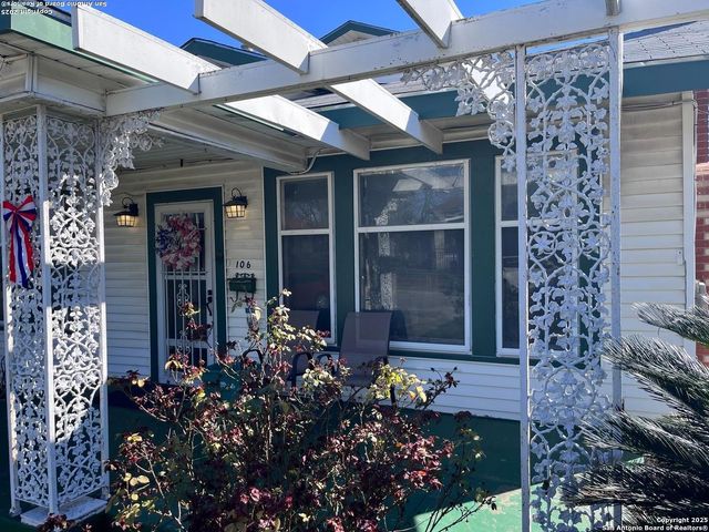 106 Preston, San Antonio, TX 78210