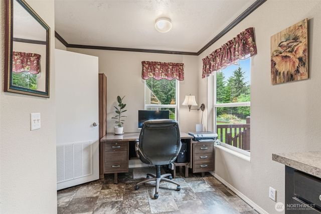 1047 Beaver Creek Road, Cathlamet, WA 98612