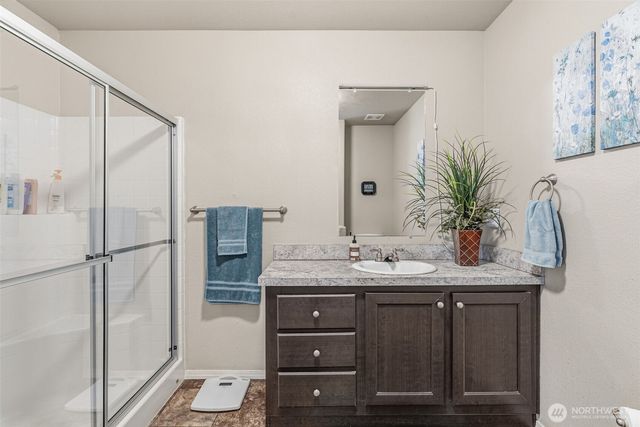 1047 Beaver Creek Road, Cathlamet, WA 98612