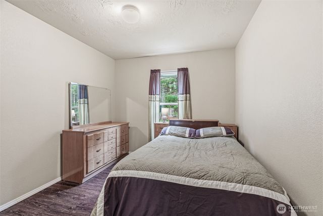 1047 Beaver Creek Road, Cathlamet, WA 98612