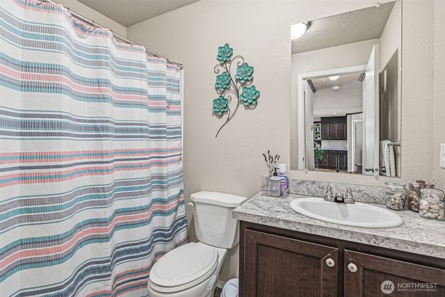 1047 Beaver Creek Road, Cathlamet, WA 98612