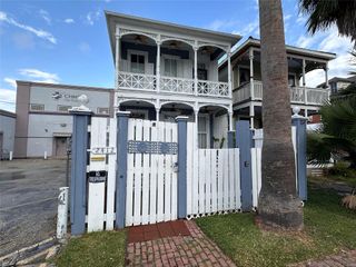 2412 Winnie Street, Galveston, TX 77550