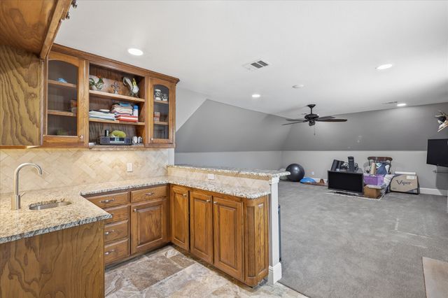 8953 Stratford Drive, North Richland Hills, TX 76182