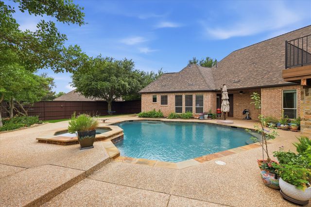 8953 Stratford Drive, North Richland Hills, TX 76182